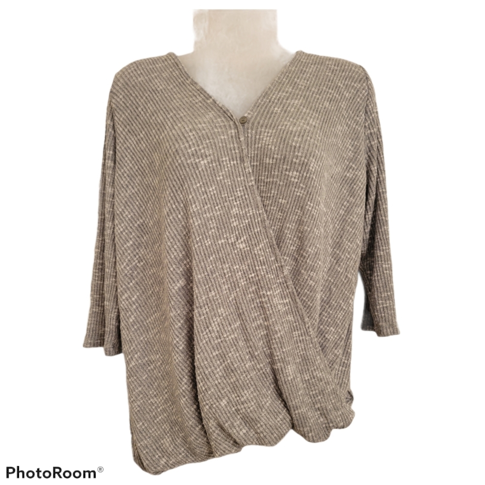 True Heart Maternity Olive  Green Wrap Top Sz L